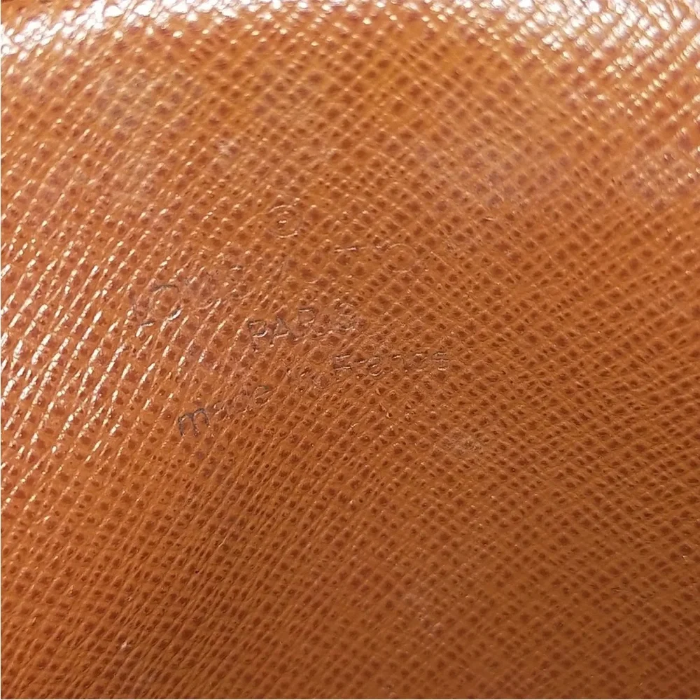 Louis Vuitton LV Monogram  Bag - has marks - Picture 7 of 14